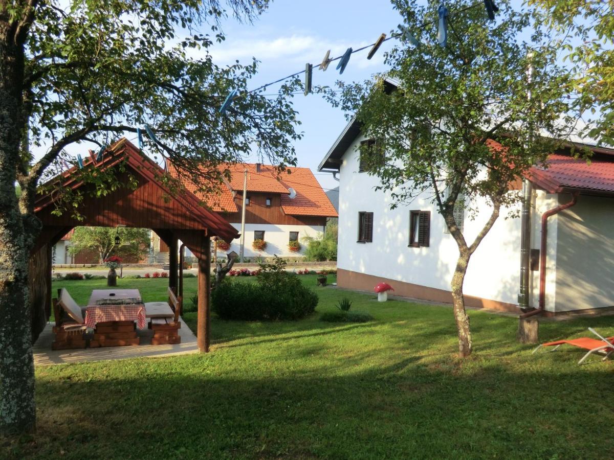 فندق Ethno House Izvor Vrelo Koreničko المظهر الخارجي الصورة