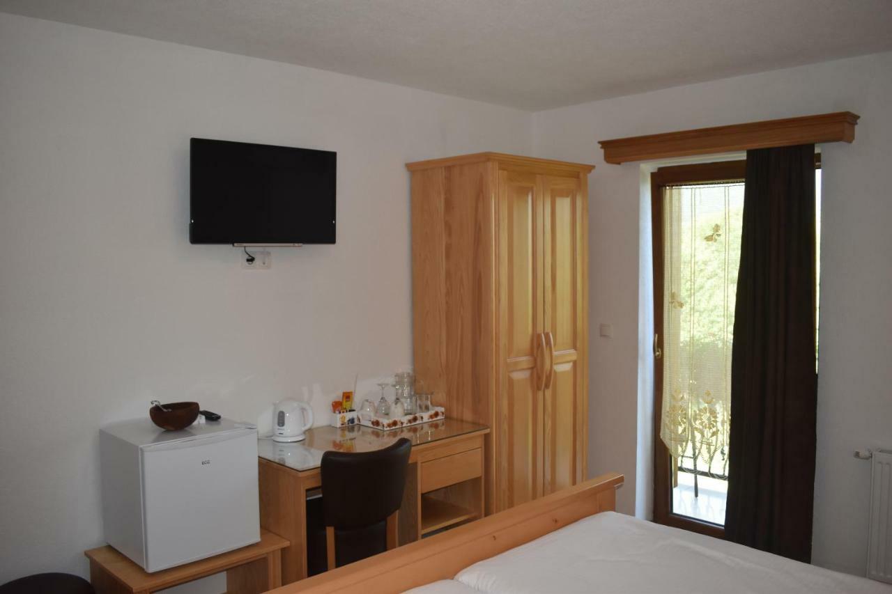 فندق Ethno House Izvor Vrelo Koreničko المظهر الخارجي الصورة